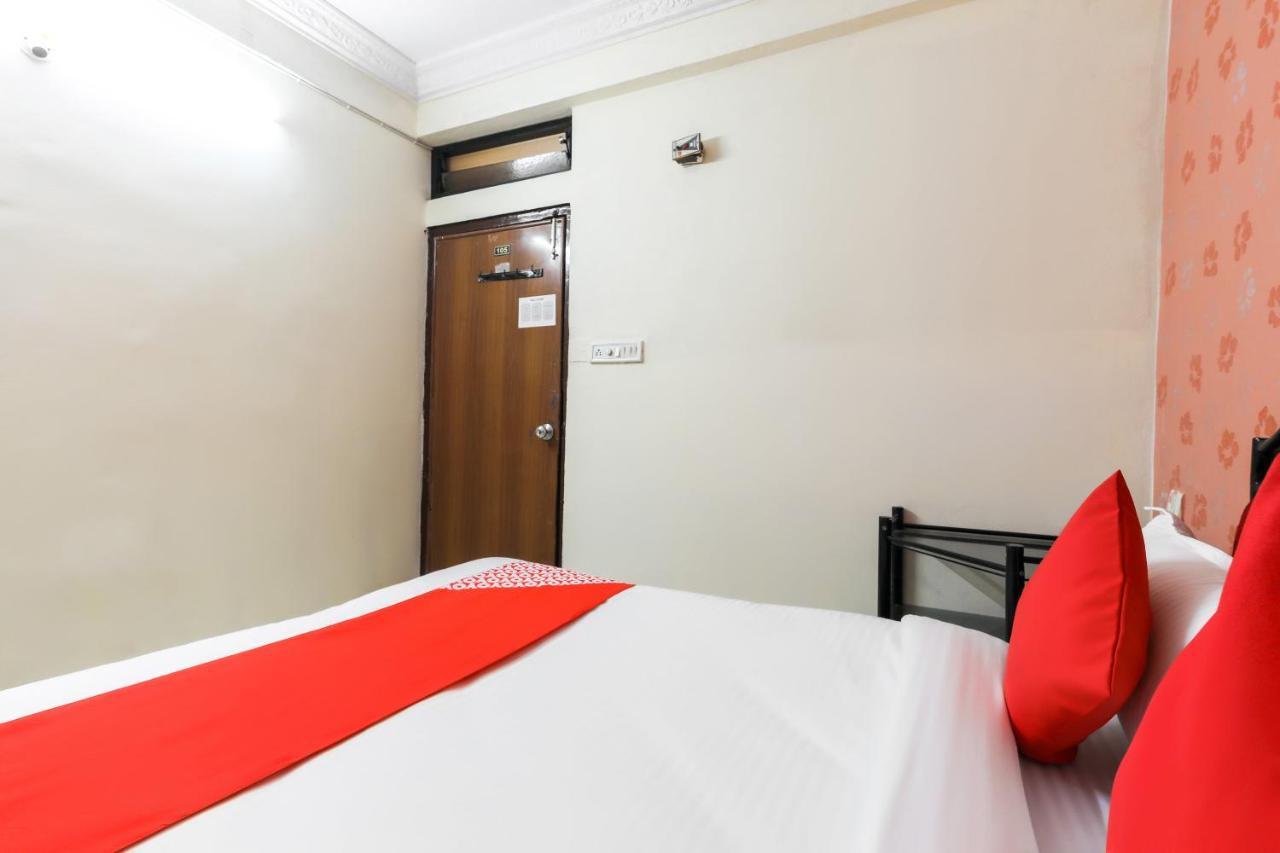 מלון אינדורה Oyo 62194 Pleasure Palace מראה חיצוני תמונה